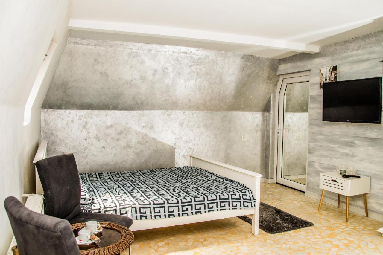 La Verde Hotel Iasi Buitenkant foto